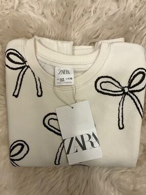 ZARA Bow Print Sweatshirt